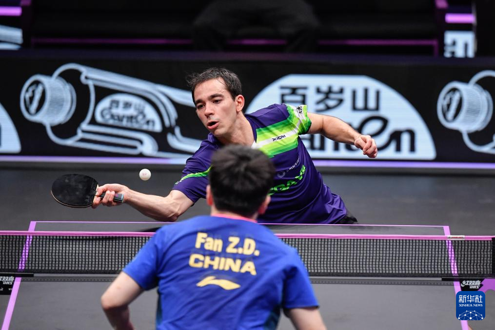 在阿尔维斯 在阿尔维斯