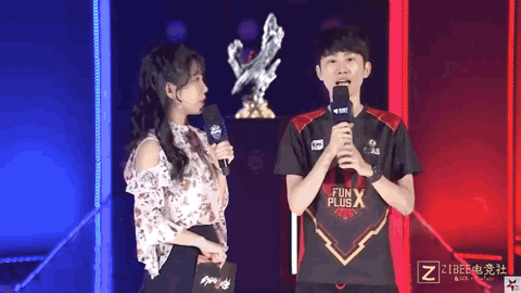 尔西复兴的 尔西复兴的